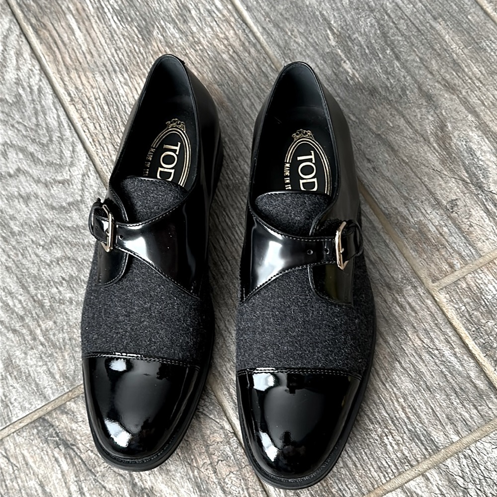 Tod’s women leather loafers